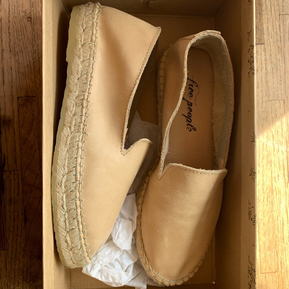 🆕 Free People Laurel Canyon Espadrille Tan size 6